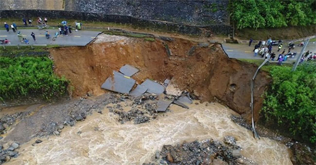 Making 26 people dead and missing in the Northwest, flash floods continue to threaten the Northeast
