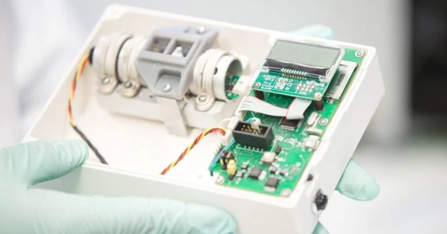 Malaria detection device in just 5 seconds