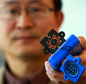 Manufacturing explosive detectors from carbon nanotubes