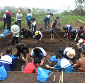 Many important findings in the Dong Dau relic site