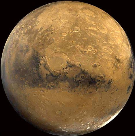 Mars contains more groundwater than Earth?