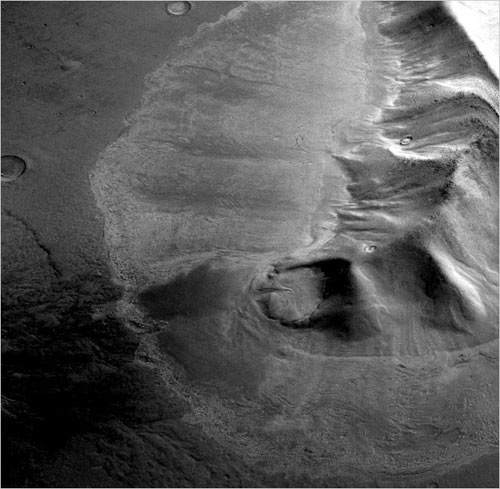 Mars has many large ice lakes