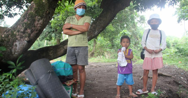 Mayon volcano woke up, 12,000 Filipinos evacuated urgently