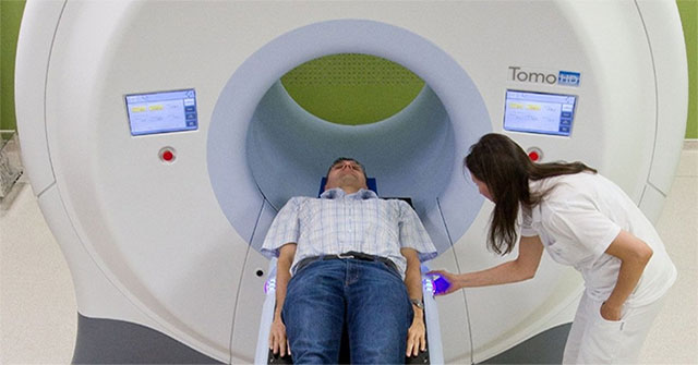 Medical breakthrough: Treating the entire cancer radiation treatment takes less than 1 second