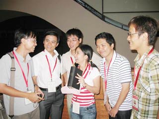 Meet the Vietnamese Maths talents for a while