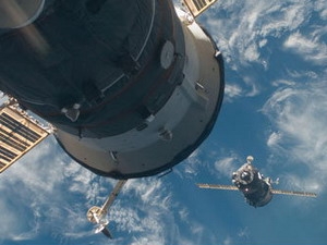Merging-M Spacecraft successfully assembled with ISS