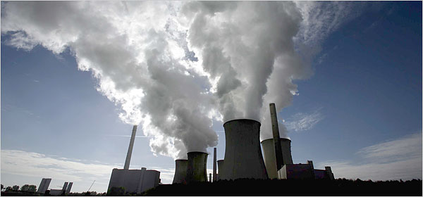 Method of assessing responsibility for carbon emissions among countries