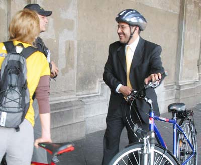 Mexico: launch a bicycle ride to protect the environment