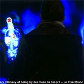 Mirror 'god' enlightens people to see organs