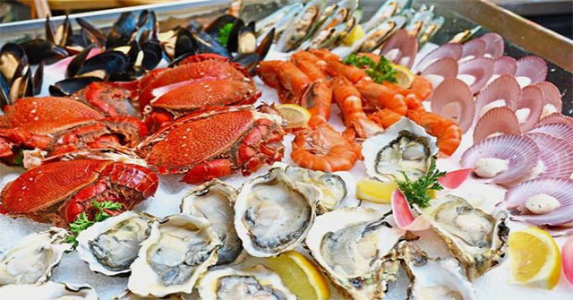 Mistakes when eating seafood many people suffer