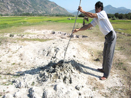 Mud 'strange' in Ninh Thuan: Unable to survey due to lack of funding