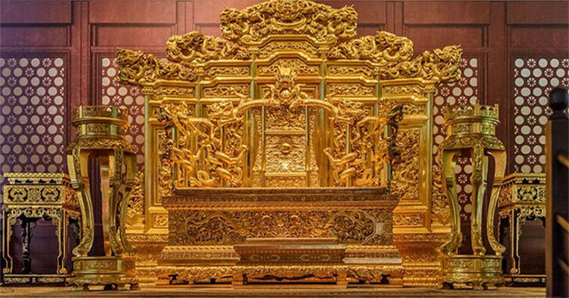 Mysterious 3 'weird' deaths by dragon chairs in the Forbidden City