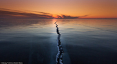 Mysterious crack between the world's largest freshwater lake