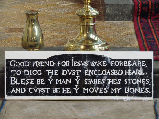 Mysterious curse on Shakespeares grave