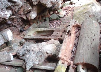Mysterious ghost caves in Moc Chau