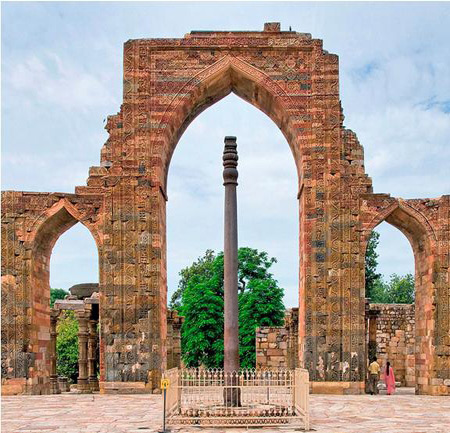 Mysterious iron pillar of 1,600 years old stainless steel