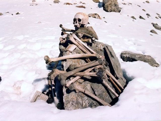 Mysterious lake bone giant on the Himalayan peak