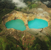 Mysterious lake color change