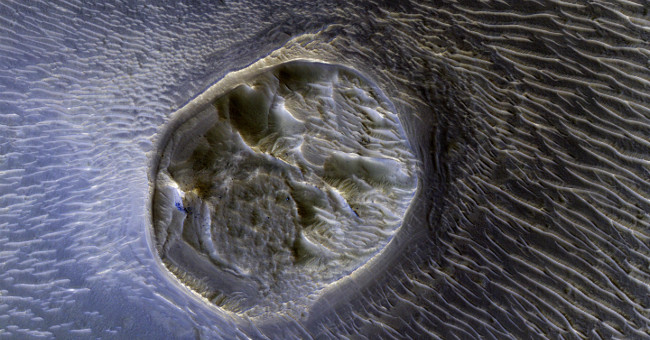 NASA announced the most bizarre crater on Mars