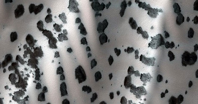 NASA announces 15 beautiful images of Mars