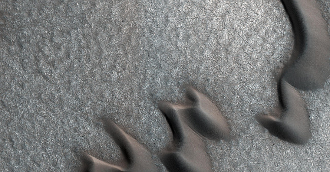 NASA has just taken a monstrous photo that looks like a fake about Mars