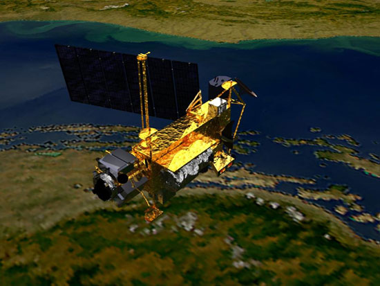 NASA reassured about dead satellite fragments