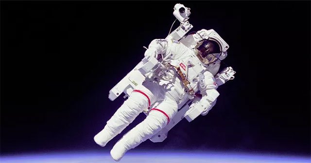 NASA recruited astronauts: Needed all kinds of degrees, 1/1600 rate, but the salary up to 1.6 billion