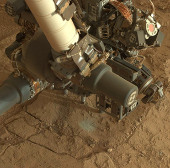 NASA robots search for 'treasure' on Mars