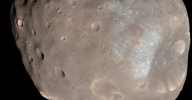 NASA spacecraft almost crashed into Mars's Moon