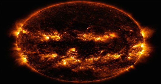 NASA suddenly launched the Halloween face of the Sun.