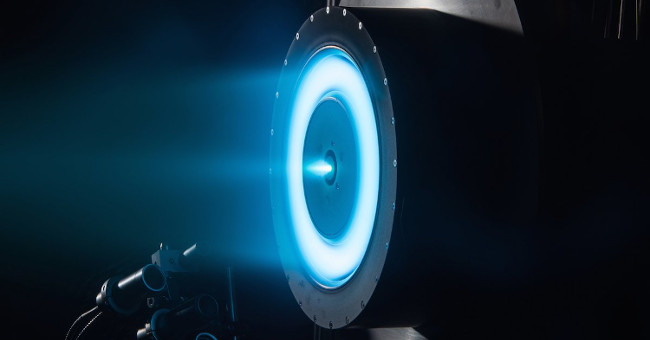 NASA tries the ion engine that can take people to Mars