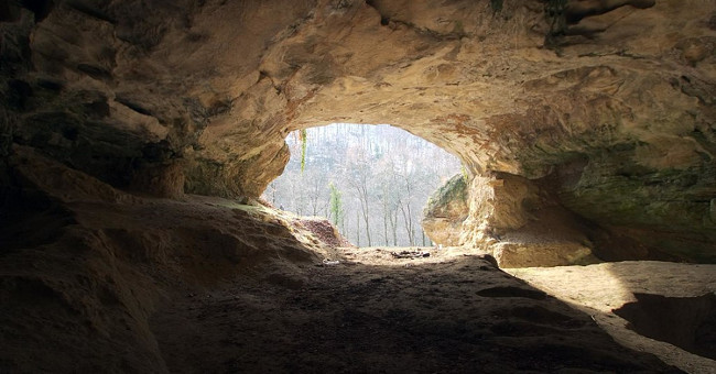 Neanderthals and Sapiens do not meet at Vindia Cave, Croatia