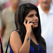 New application on Smartphone protects women