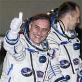 New record of walking in space
