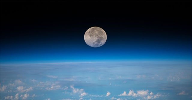 New research shows the Moon also has electricity