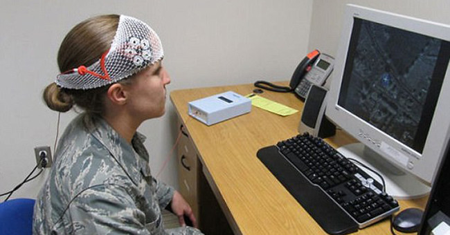 Not only beauty, wearing headband also helps us to be smarter