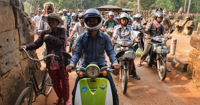 Not only in Vietnam, but also the rush hour in other countries