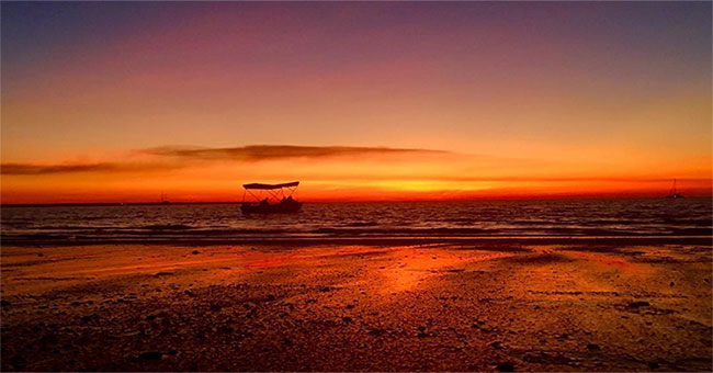 Not sunset, dawn is always red, everything has a reason