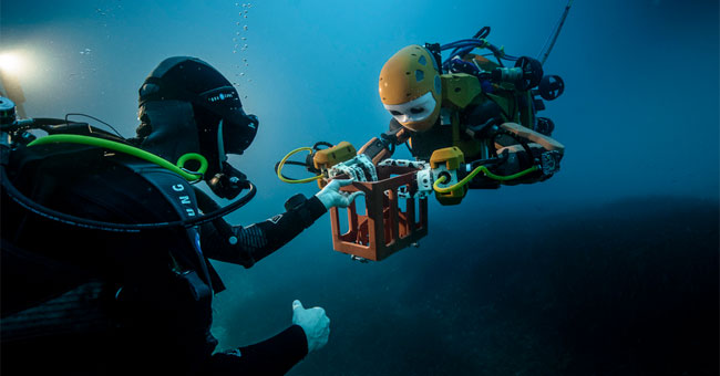 OceanOne - the humanoid divers robot of Stanford University researchers