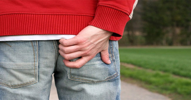 Office people pay attention!  When you see these signs you may be suffering from hemorrhoids