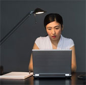 Office without window makes you sleep 46 minutes / night