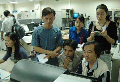 Online newspaper student