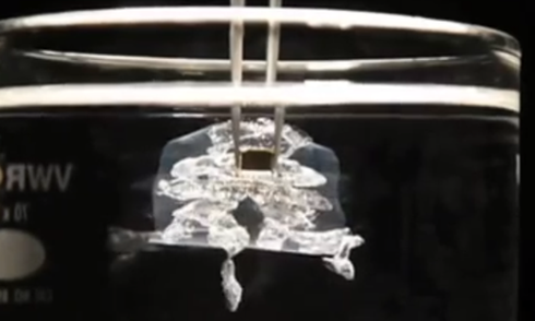 Paper robot decomposed in the human body