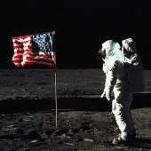 Pay $ 1.3 billion for Moon travel?
