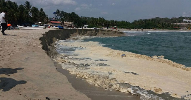 People in the Mexican sea are startled by the unique phenomenon