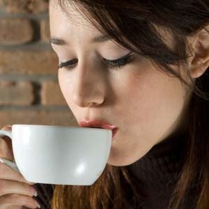 Phai should drink coffee when working
