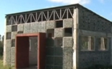 Philippines built classrooms with recycled plastic bottles