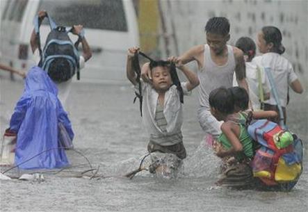 Philippines: Sepat storm caused Manila capital to flood