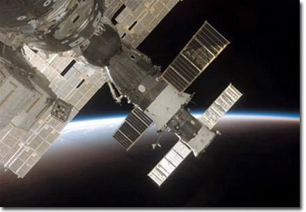 Photo beam of International Space Station