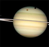 Photographing the Earth from 1.6 billion km away